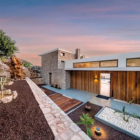 Deep Blue In Messinia 빌라 베르가켈라마타