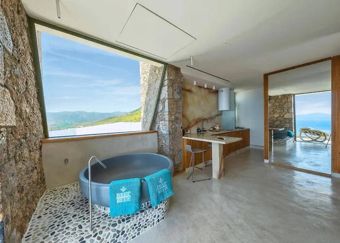 Deep Blue In Messinia * Βέργα Καλαμάτας